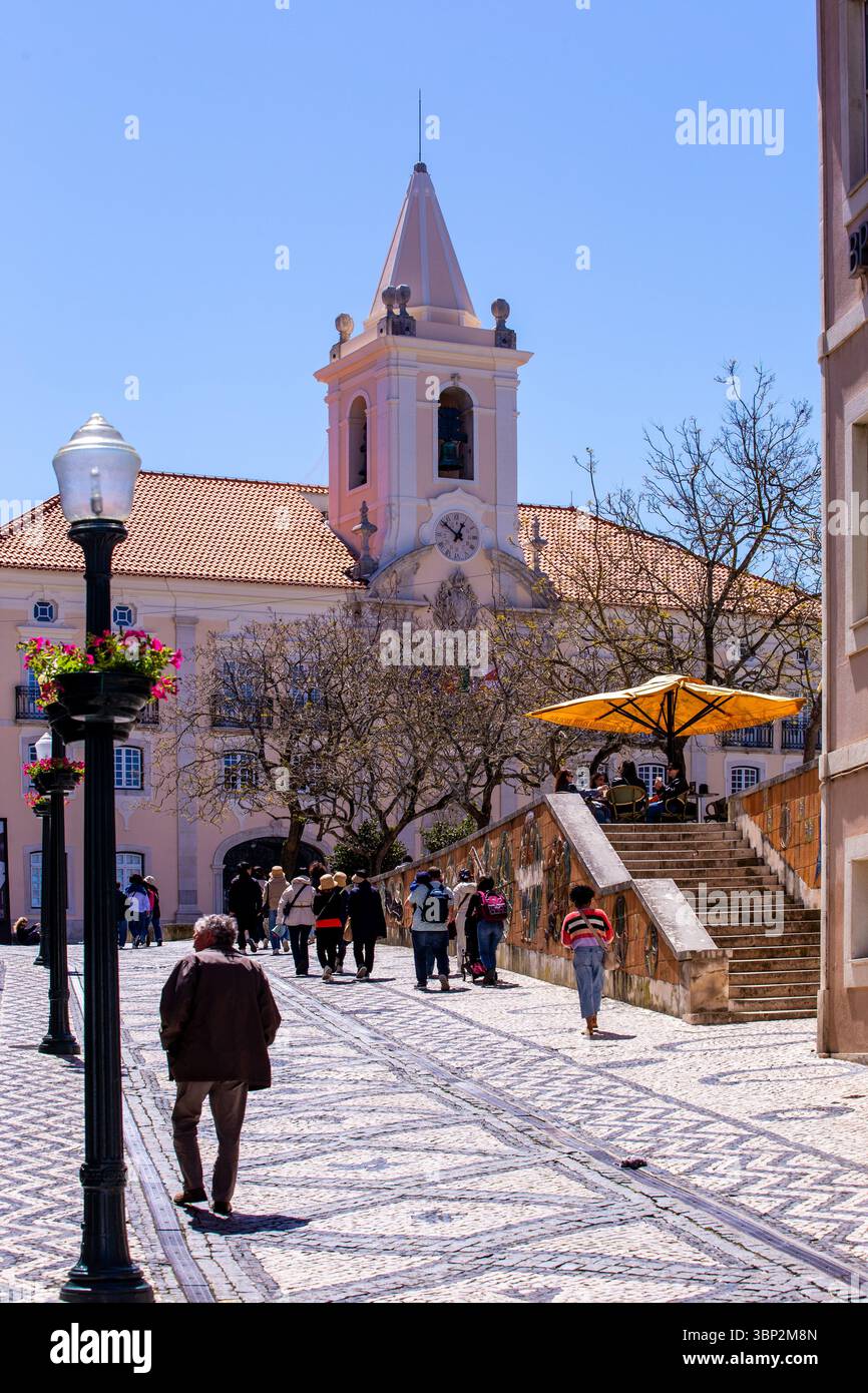 Das Rathaus (Câmara Municipal) in Aveiro, Portugal, befindet sich in der Praca da República Stockfoto