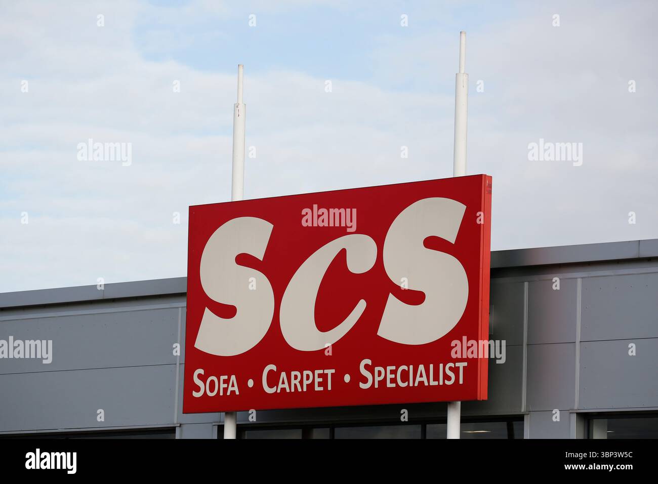 SCS Sofa Teppichspezialist Shopping-Firmenzeichen und -Logo in Barnsley, South Yorkshire, Großbritannien. Oktober 2015 Stockfoto