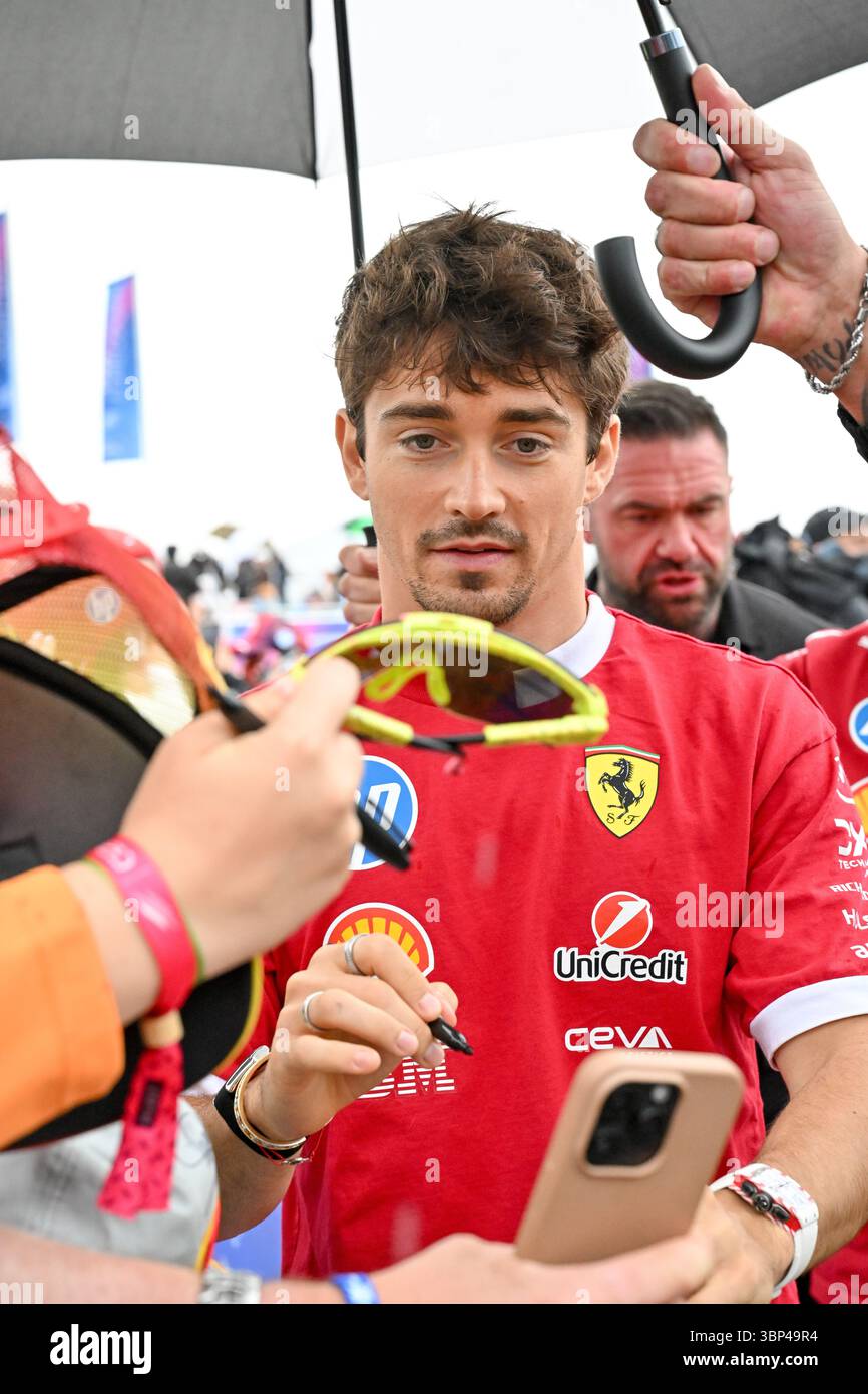 Silverstone, Großbritannien. Juli 2025. Charles Leclerc, Ferrari, Ankunft in der Formel 1, Katar. Juli 2025. Airways Grand Prix von British in Silverstone, Northamptonshire, Großbritannien. Quelle: LFP/Alamy Live News Stockfoto
