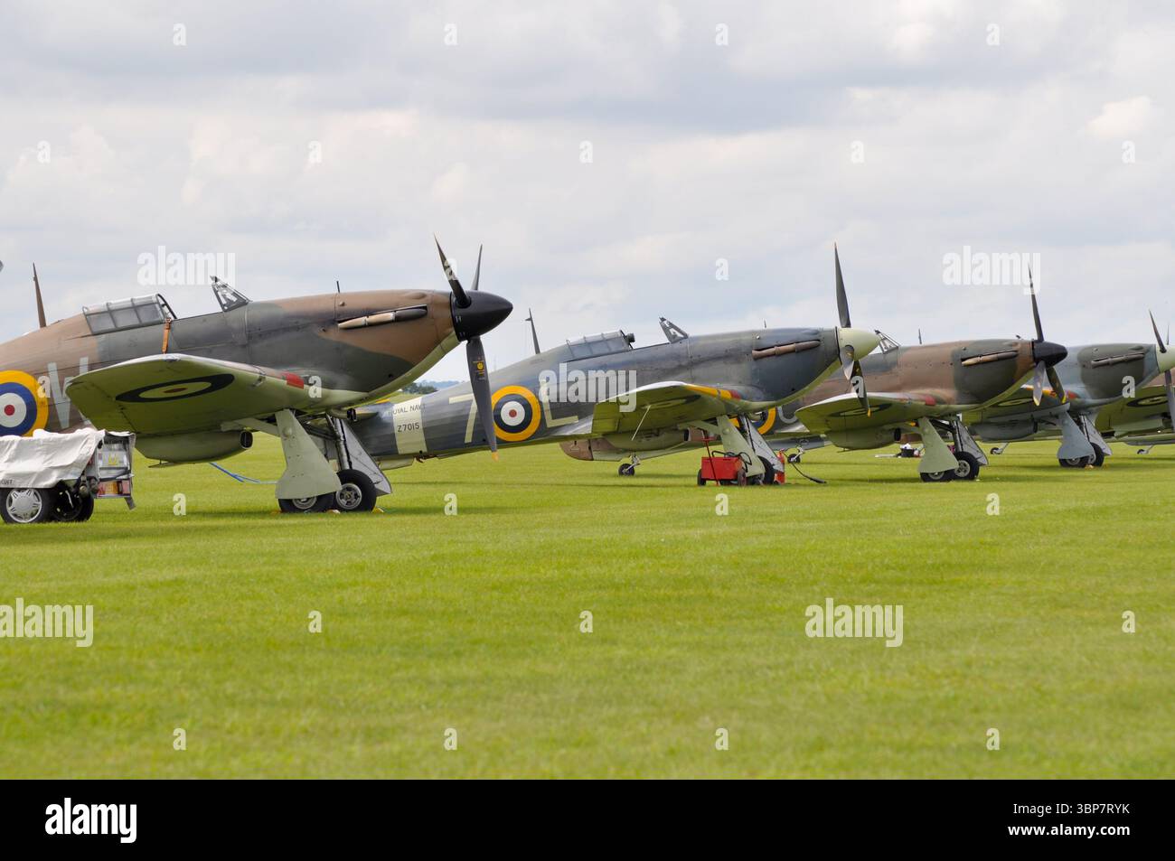 Oldtimer Hawker Hurricane Warbird Flugzeuge auf der Duxford Air Show, England. Flugzeug aus dem Zweiten Weltkrieg. Stockfoto