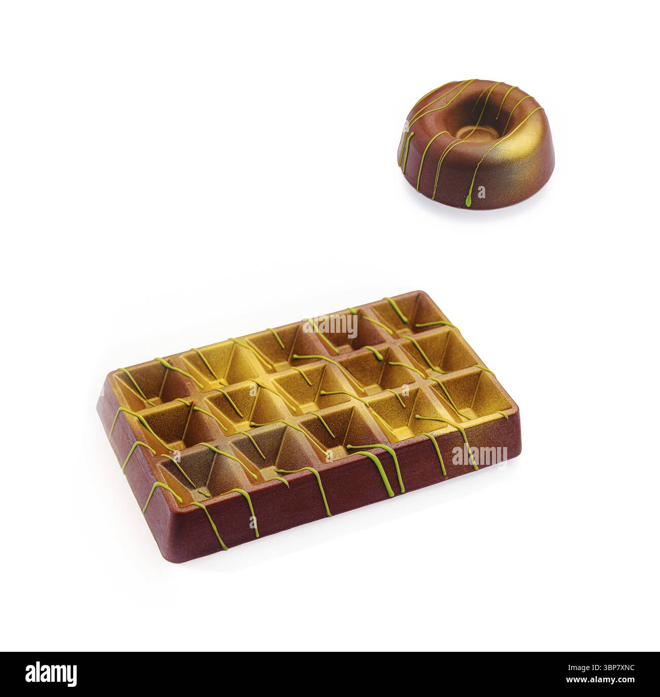 Essen, einzigartige Schokoladenform mit kompliziertem Design für die Herstellung von Gourmet-Leckereien. Dubai Schokolade Stockfoto