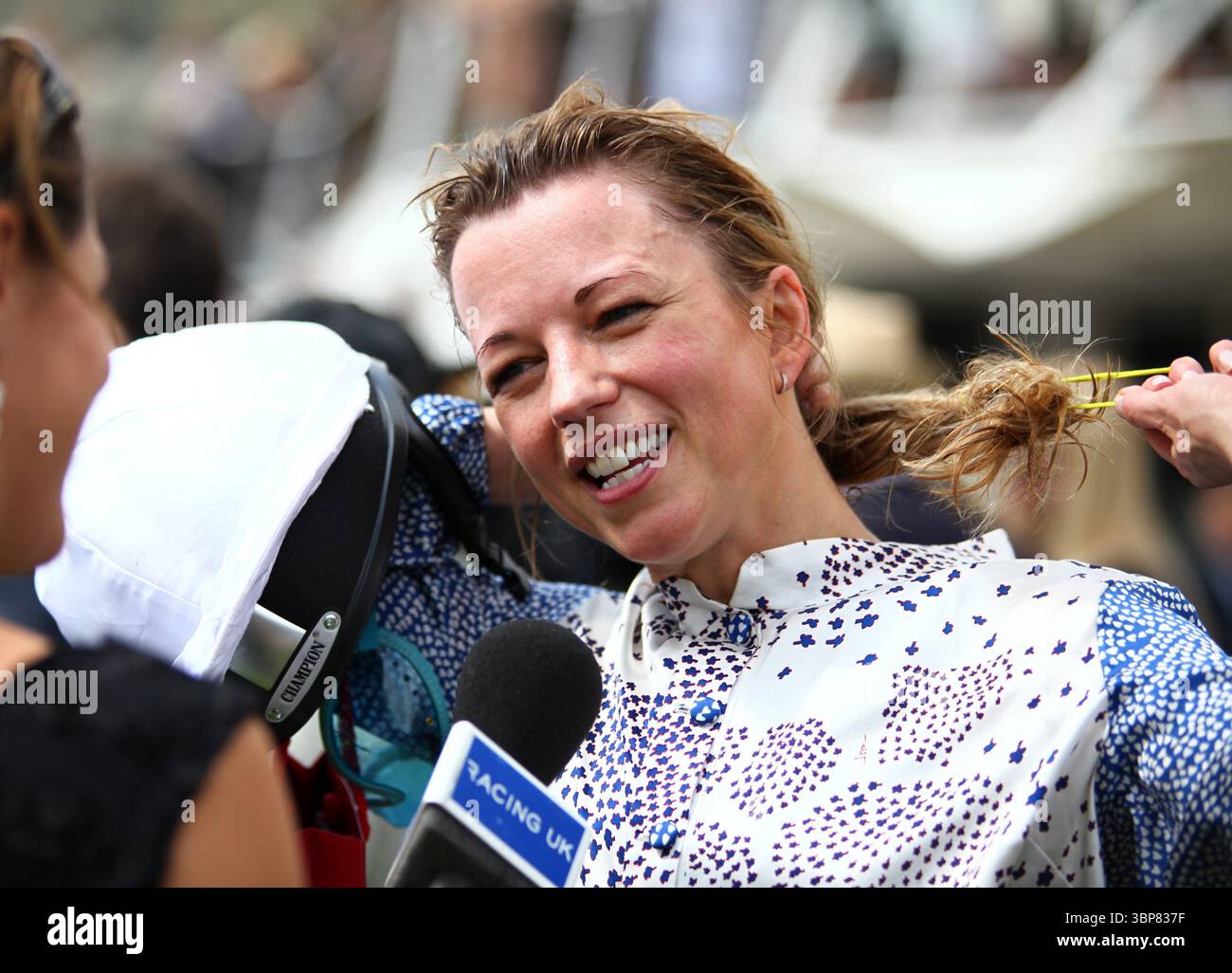 Sara Cox im Glorious Goodwood - 28. Juli 2011 Stockfoto