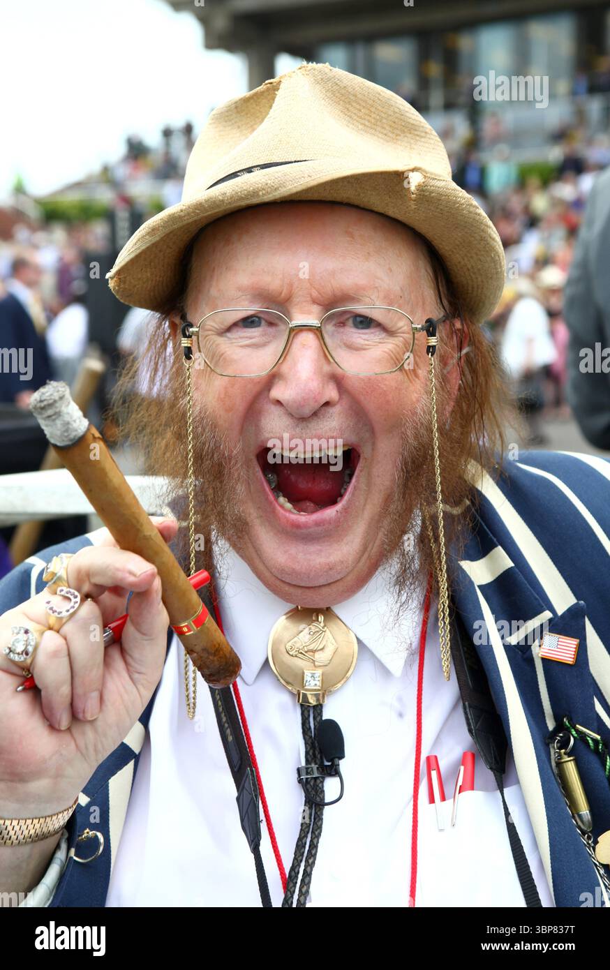 John McCririck im Glorious Goodwood - 28. Juli 2011 Stockfoto