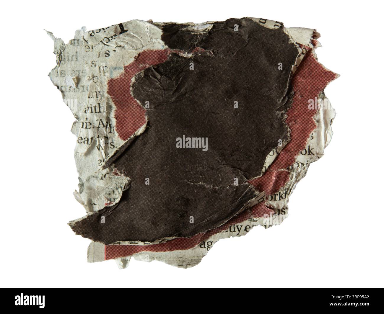 Collage aus Fragmenten der roten und schwarzen Zeitung auf weißem Hintergrund mit Beschneidungspfad Stockfoto