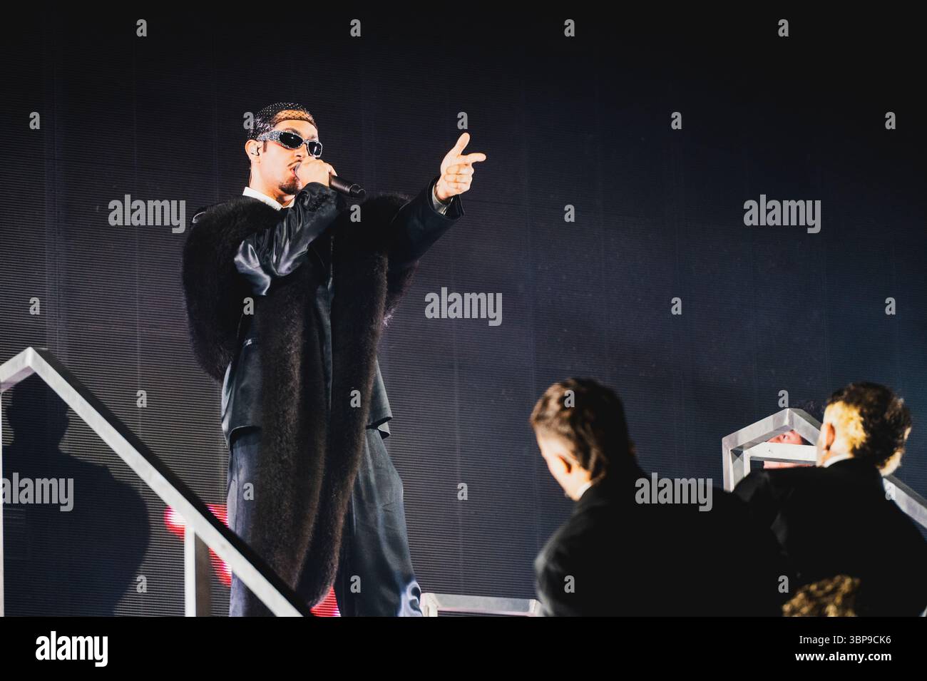 Mahmood Live in der Bologna Unipol Arena während der N.L.D.A. Tour 2025 Stockfoto