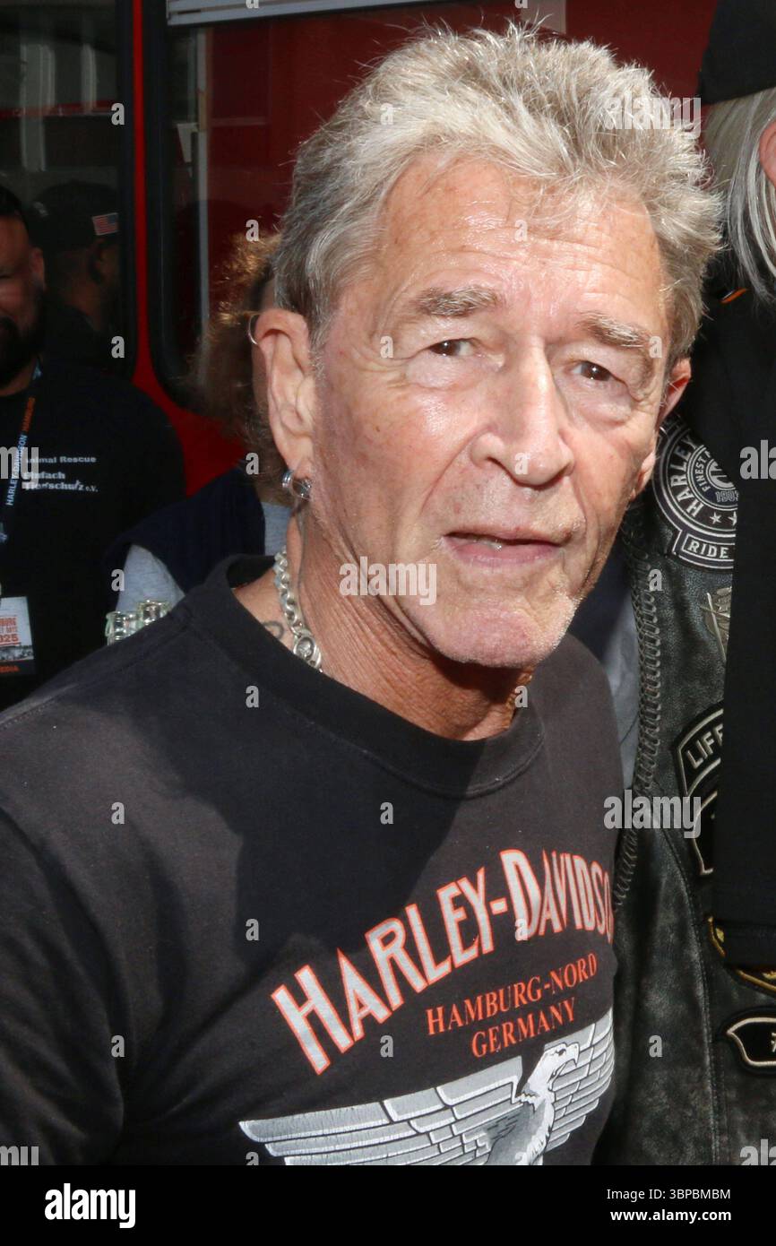 Harley Days 2025 Peter Maffay, Harley Days 2025, Hamburg *** Harley Days 2025 Peter Maffay, Harley Days 2025, Hamburg Copyright: XEventpressxBecherx Stockfoto