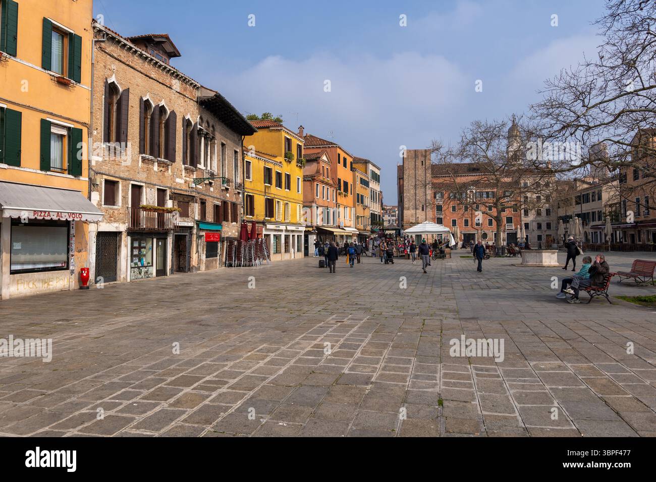 Campo Santa Margherita Platz in Dorsoduro in der Stadt Venedig, Italien. Stockfoto