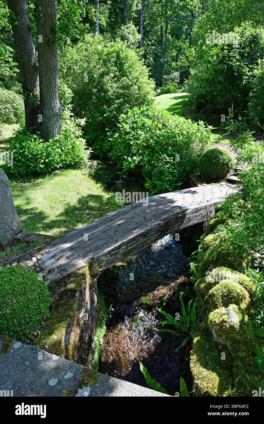 Parcevall Hall, Holzbrücke am Walk, Yorkshire Dales, Wharfedale, England Stockfoto
