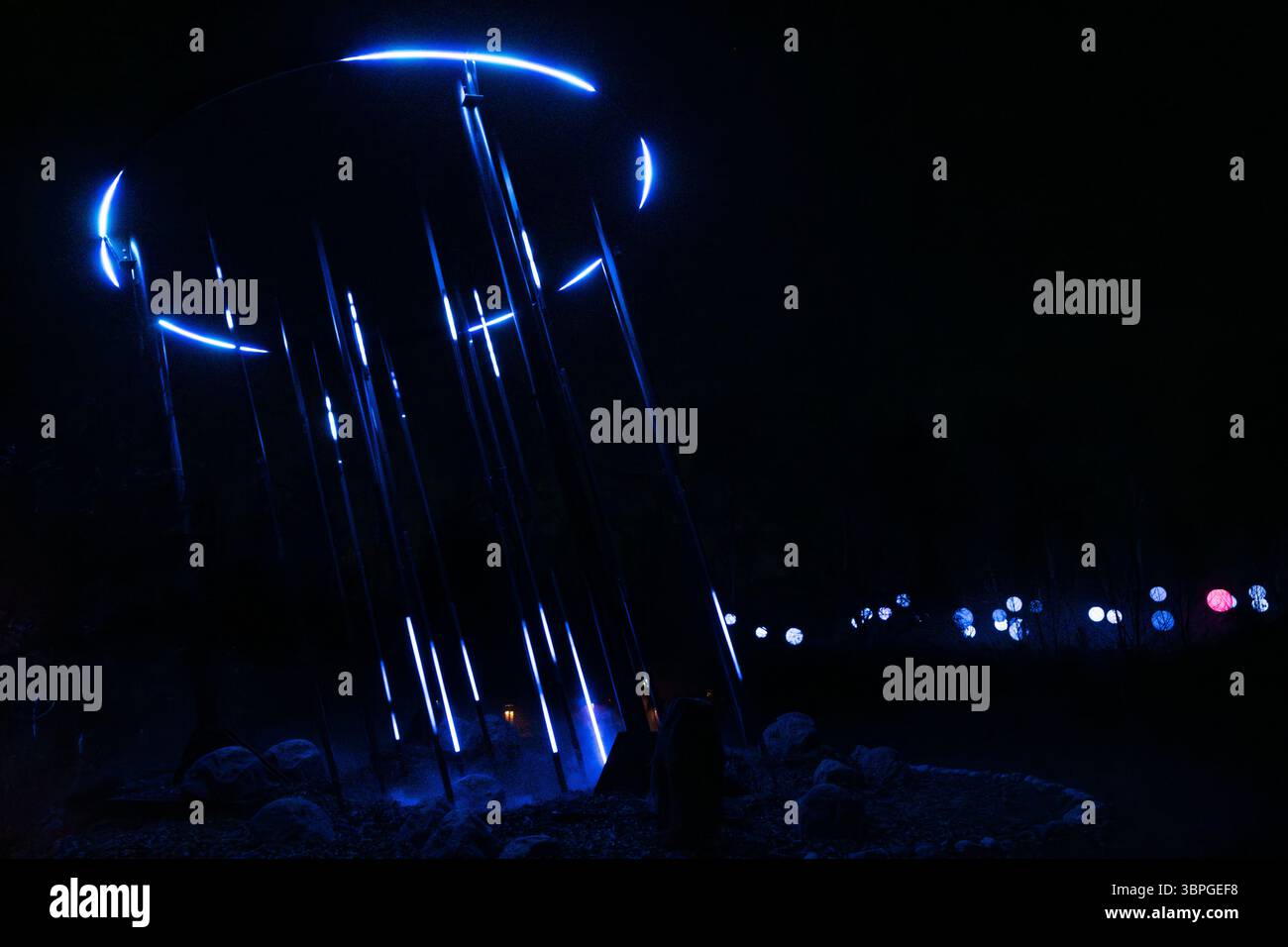 Seattle, USA. Januar 2025. Der atemberaubende Astra Lumina Walk in den Chinesischen Gärten im Westen von Seattle. Stockfoto