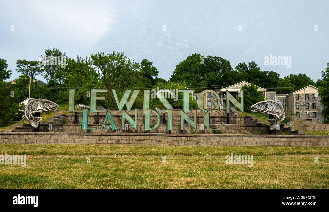 Lewiston Landing Schild am Ufer des Niagara River in Lewiston New York Stockfoto