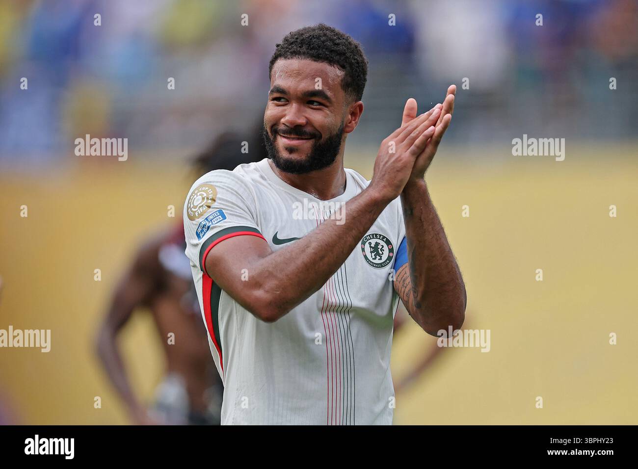 8. Juli 2025: East Ritherford, NJ, USA; Reece James von Chelsea FC feiert den Sieg 2-0 nach dem Spiel zwischen Fluminense und Chelsea FC im Halbfinale der FIFA Club-Weltmeisterschaft 2025 im MetLife Stadium Stockfoto