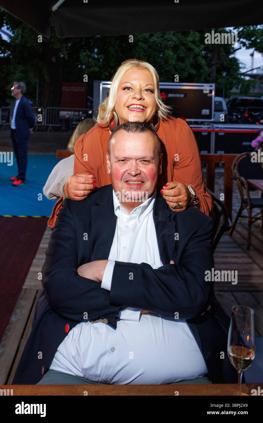 Veranstaltung - fest der Produktionsallianz Rene Wittler und Tine Wittler beim fest der Produktionsallianz der Allianz Deutscher Produzenten im Tipi am Kanzleramt am 08.07.2025 in Berlin. *** Event fest der Produktionsallianz Rene Wittler und Tine Wittler beim fest der Produktionsallianz der Allianz deutscher Produzenten im Tipi am Kanzleramt am 08 07 2025 in Berlin Copyright: XEventpressxKochanx Stockfoto