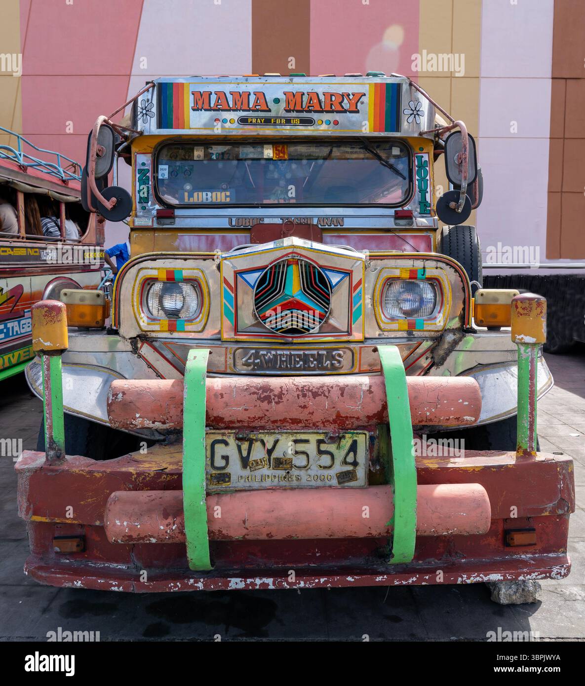 Tagbilaran, Bohol, Philippinen – 18. Juni 2025: Jeepney Bus Stockfoto Tagbilaran, Bohol, Philippinen – 18. Juni 2025: Jeepney Bus Stockfoto