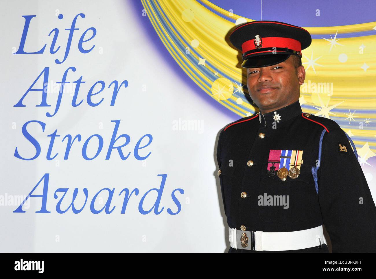 Johnson Beharry bei den Life After Stroke Awards bei Claridge's in London, 2. Juni 2011 Stockfoto