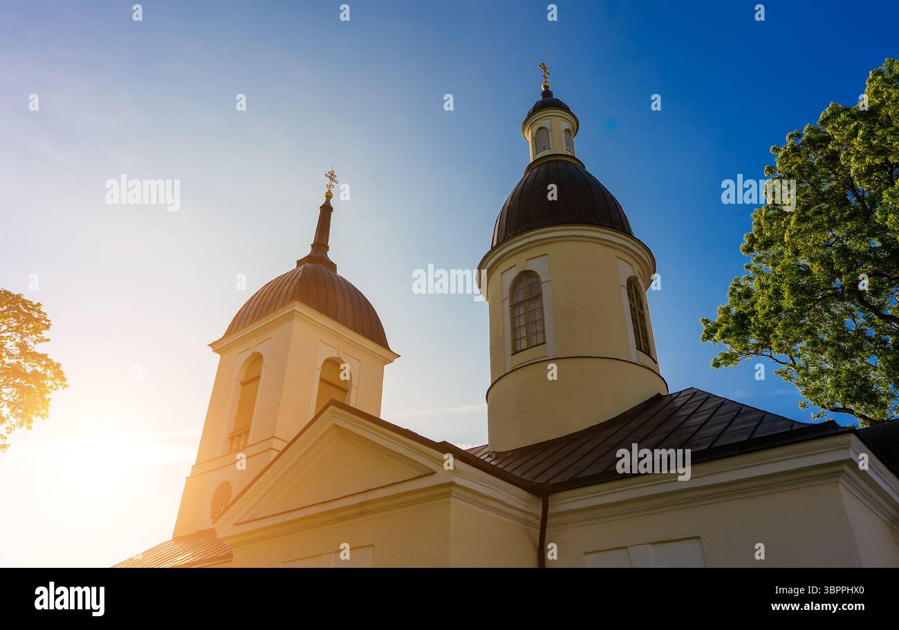 St. Nikolaus Orthodoxe Kirche in Kuressaare. Stockfoto