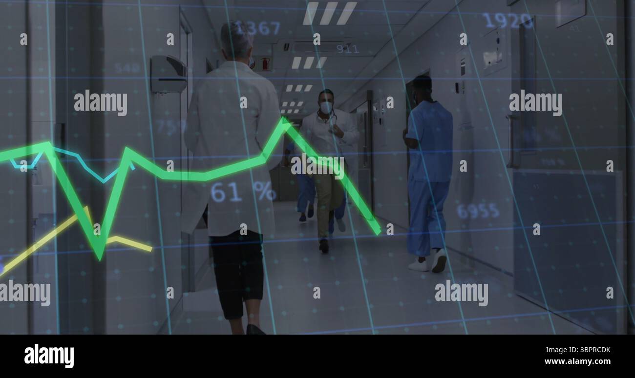 Gehen im Krankenhaus, medizinisches Fachpersonal mit Bild der Datengrafik-Overlay Stockfoto