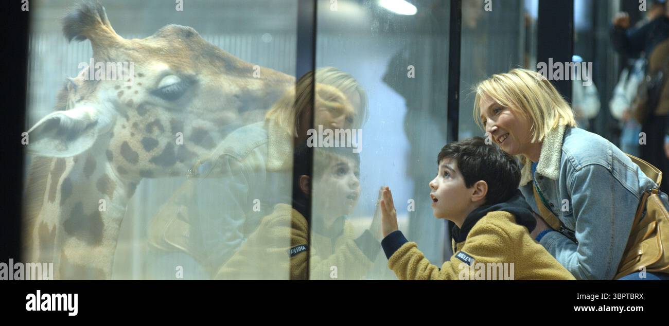 EN Tongs au pied de l'Himalaya (2024)A Mother's Special Love (2024) Audrey Lamy *Filmstill - nur redaktionelle Verwendung* siehe Besondere Anweisungen. CAP/UFS Stockfoto