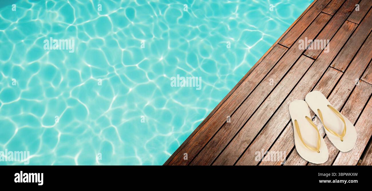 Flip-Flop am Pier am Swimmingpool Stockfoto