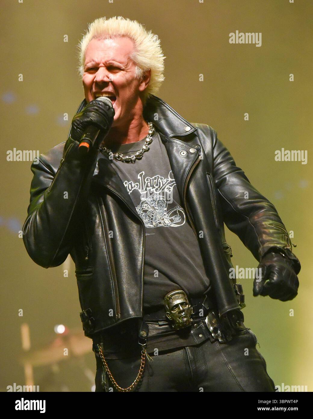 Sao Paulo, Brasilien. Juli 2025. SP - SAO PAULO - 07/09/2025 - SAO PAULO, TUTTI FRUTTI FEIERT 50 JAHRE RITA LEES FORBIDDEN FRUIT - Supla während des Auftritts der Band Tutti Frutti. Die Show feiert 50 Jahre seit der Veröffentlichung von Rita Lees Album Fruto Proibido mit besonderen Gästen in der Tokio Marine Hall in Sao Paulo. (Foto: Jota Erre/AGIF/SIPA USA) Credit: SIPA USA/Alamy Live News Stockfoto