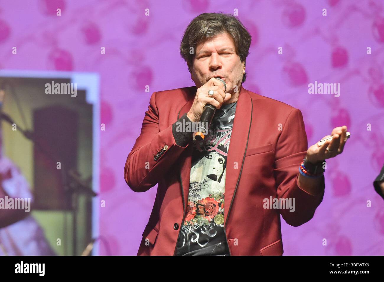 Sao Paulo, Brasilien. Juli 2025. SP - SAO PAULO - 07/09/2025 - SAO PAULO, TUTTI FRUTTI FEIERT 50 JAHRE RITA LEE's FORBIDDEN FRUIT - Paulo Ricardo während eines Auftritts der Band Tutti Frutti. Die Show feiert 50 Jahre seit der Veröffentlichung von Rita Lees Album Fruto Proibido mit besonderen Gästen in der Tokio Marine Hall in Sao Paulo. (Foto: Jota Erre/AGIF/SIPA USA) Credit: SIPA USA/Alamy Live News Stockfoto