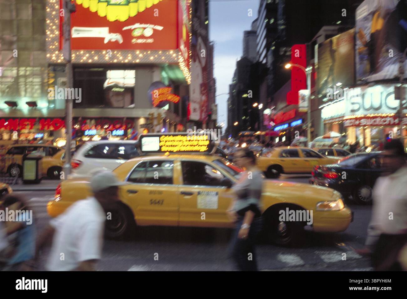 Time Square am Abend, Bewegung, New York City, USA Stockfoto