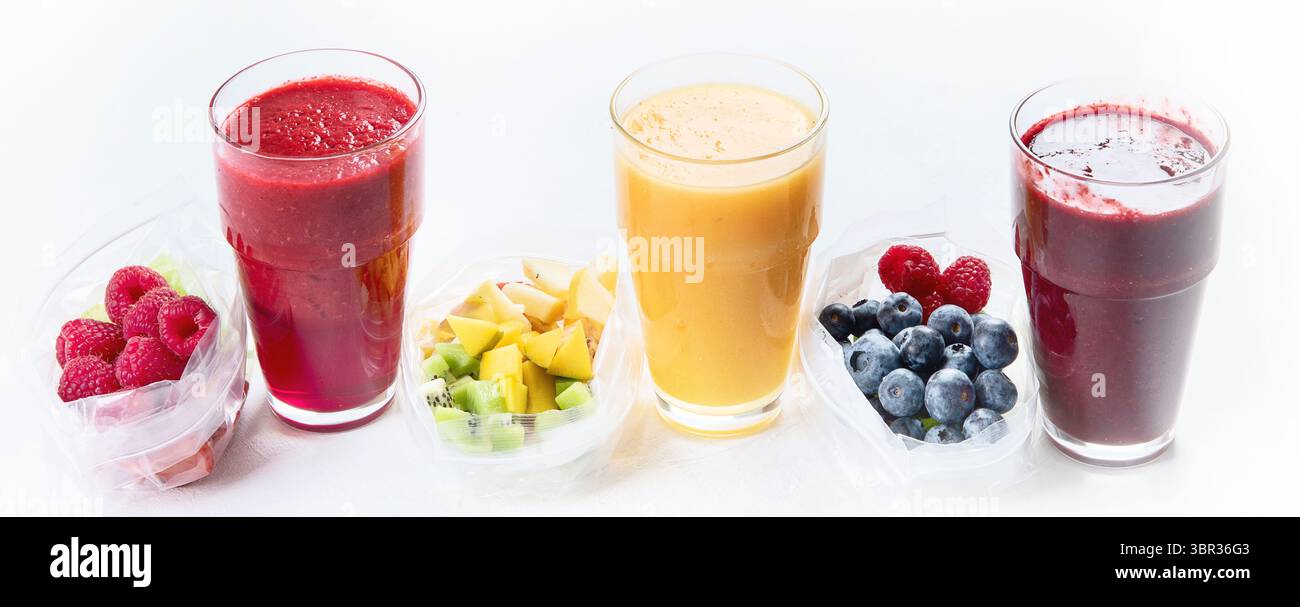 Smoothies mit frischem Obst und Gemüse. Panorama, Banner Stockfoto