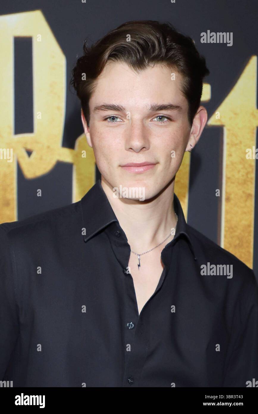 10 Jahre mehr Theater Hamburg Jannik Richter, 10 Jahre mehr Theater Hamburg, 10.07.2025 *** 10 Jahre mehr Theater Hamburg Jannik Richter, 10 Jahre mehr Theater Hamburg, 10 07 2025 Copyright: XEventpressxBecherx Stockfoto