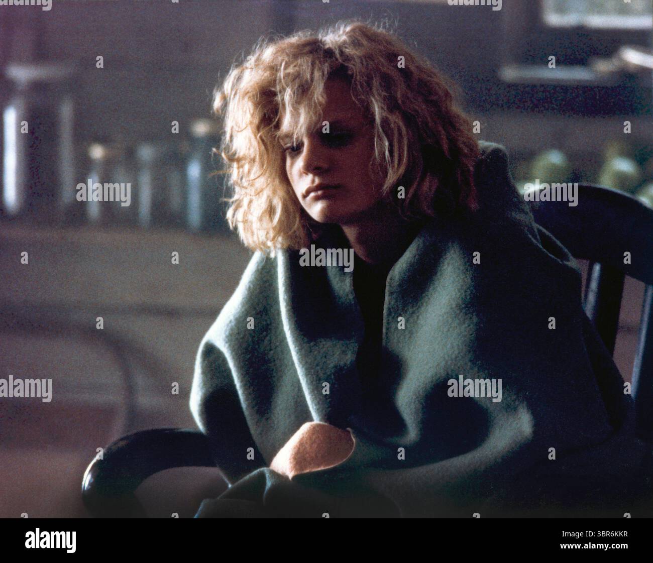 9. Mai 2020, USA: Martha Plimpton, Half-Length Portrait on-Set of the Film, ''Shy People'', Golan-Globus, 1987 (Bild: © JT Vintage/Glasshouse Via ZUMA Wire) Stockfoto