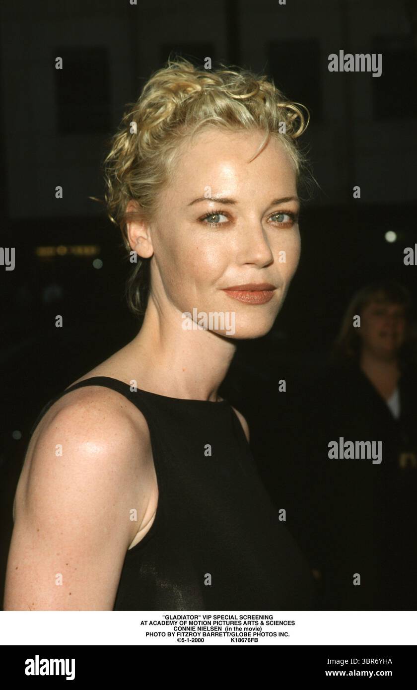 JANUAR 2011 - VIP-SONDERVORFÜHRUNG „GLADIATOR“ AN DER ACADEMY OF MOTION PICTURES ARTS & SCIENCES CONNIE NIELSEN (IM FILM). FITZROY BARRETT/5-1-2000 K18676FB (Abbildung: © Fitzroy Berrett/ZUMA Wire) Stockfoto