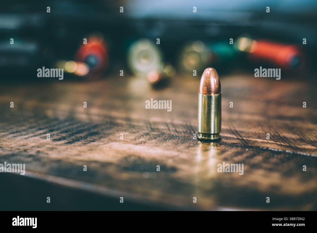 8. August 2020: Der Kauf von Waffen und Munition wird aufgrund der starken Nachfrage- und Angebotsprobleme während der COVID-19-Pandemie schwieriger. Soziale Unruhen sind auch ein Faktor, der den Mangel an Waffen und Munition verursacht, verbunden mit der Zunahme der Verdeckte Transportanwendungen. Prentice C. James/CSM(Credit Image: &Copy; Prentice C. James/CSM via ZUMA Wire) Stockfoto 8. August 2020: Der Kauf von Waffen und Munition wird aufgrund der starken Nachfrage- und Angebotsprobleme während der COVID-19-Pandemie schwieriger. Soziale Unruhen sind auch ein Faktor, der den Mangel an Waffen und Munition verursacht, verbunden mit der Zunahme der Verdeckte Transportanwendungen. Prentice C. James/CSM(Credit Image: &Copy; Prentice C. James/CSM via ZUMA Wire) Stockfoto