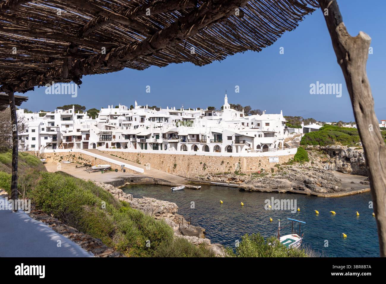 Blick auf die Altstadt von Binibeca Vell, Menorca, die Balearen, Spanien Stockfoto
