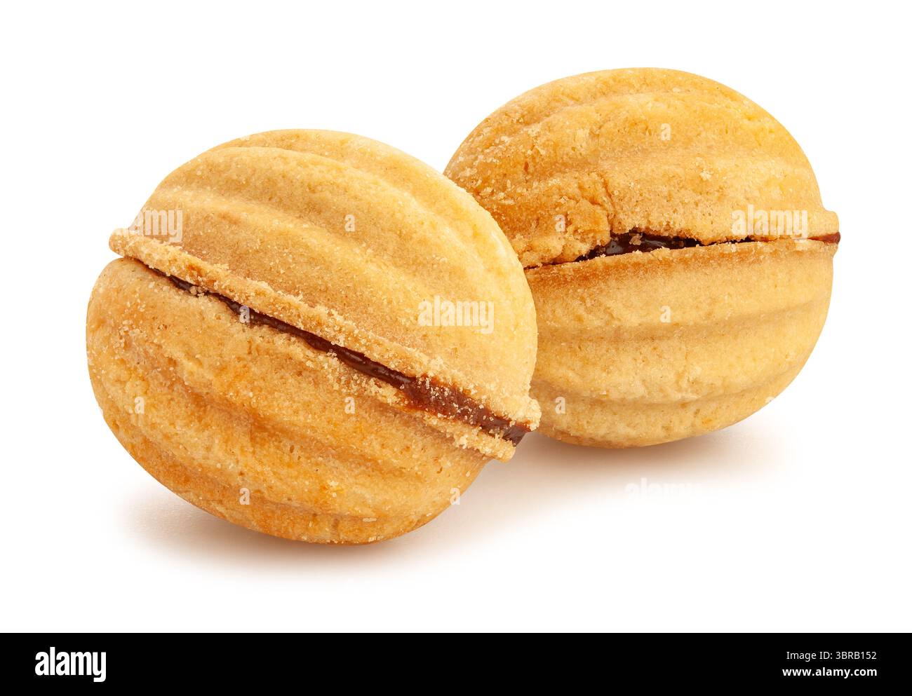 Walnussförmige Kekse Pfad isoliert auf weiß Stockfoto