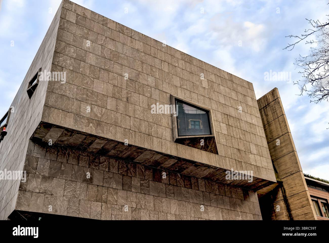 New York, New York - 17. Februar 2022: Außenansicht des Frick Museums an der oberen Ostseite von Manhattan Stockfoto