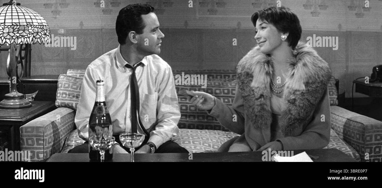 SHIRLEY MACLAINE, Jack Lemmon, DER WOHNUNG, 1960 Stockfotografie