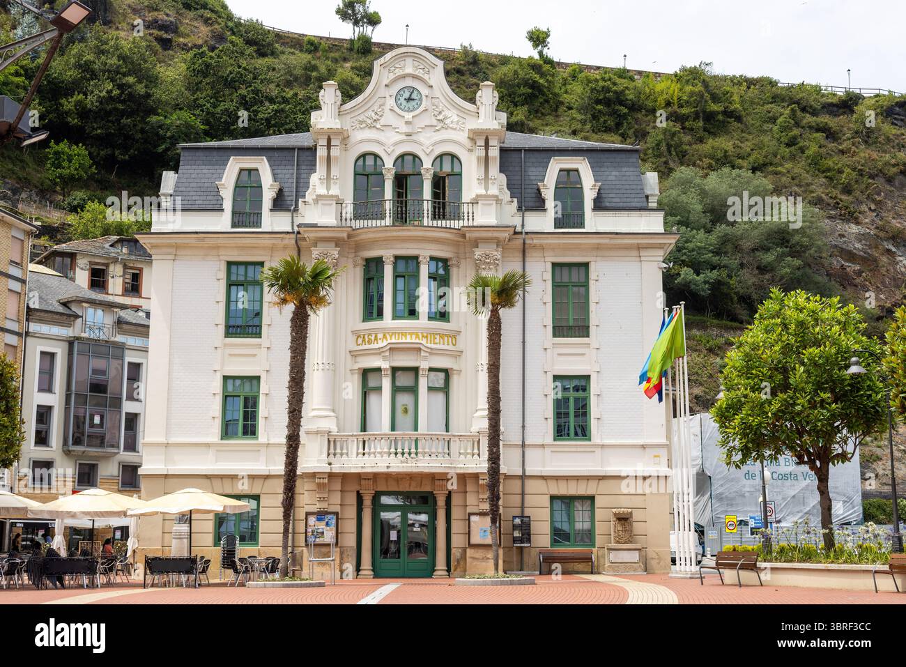 Rathaus, Luarca, Spanien Stockfoto