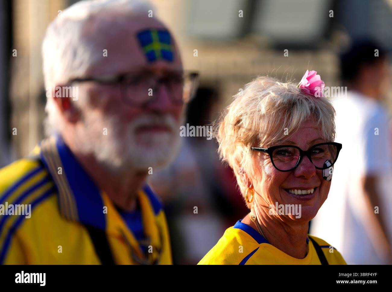 Schweden Fans vor dem Gruppenspiel der UEFA Women's Euro 2025 im Stadion Letzigrund in Zürich. Bilddatum: Samstag, 12. Juli 2025. Stockfoto