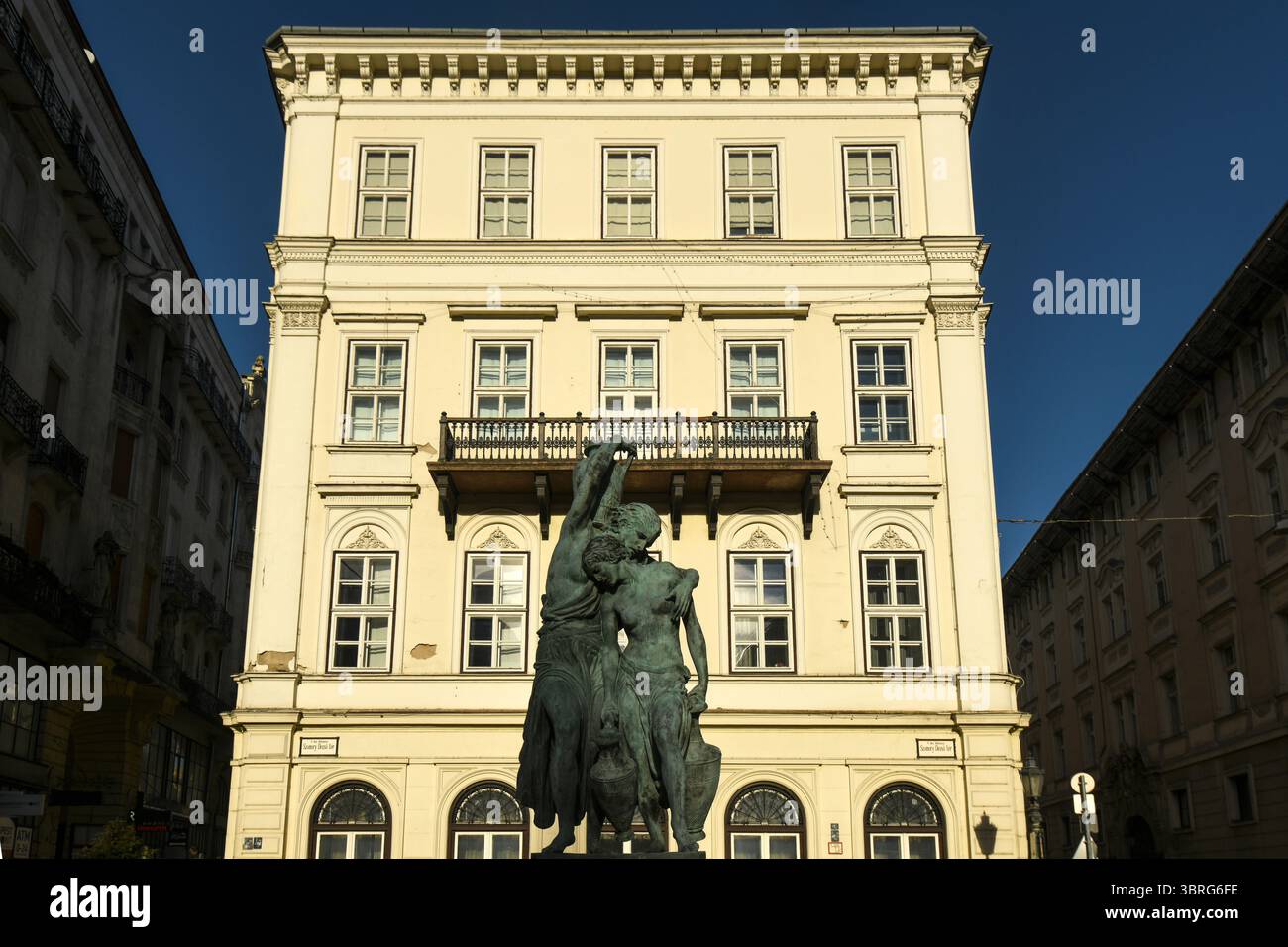 Szomory Dezso Square, Budapest, Ungarn Stockfoto