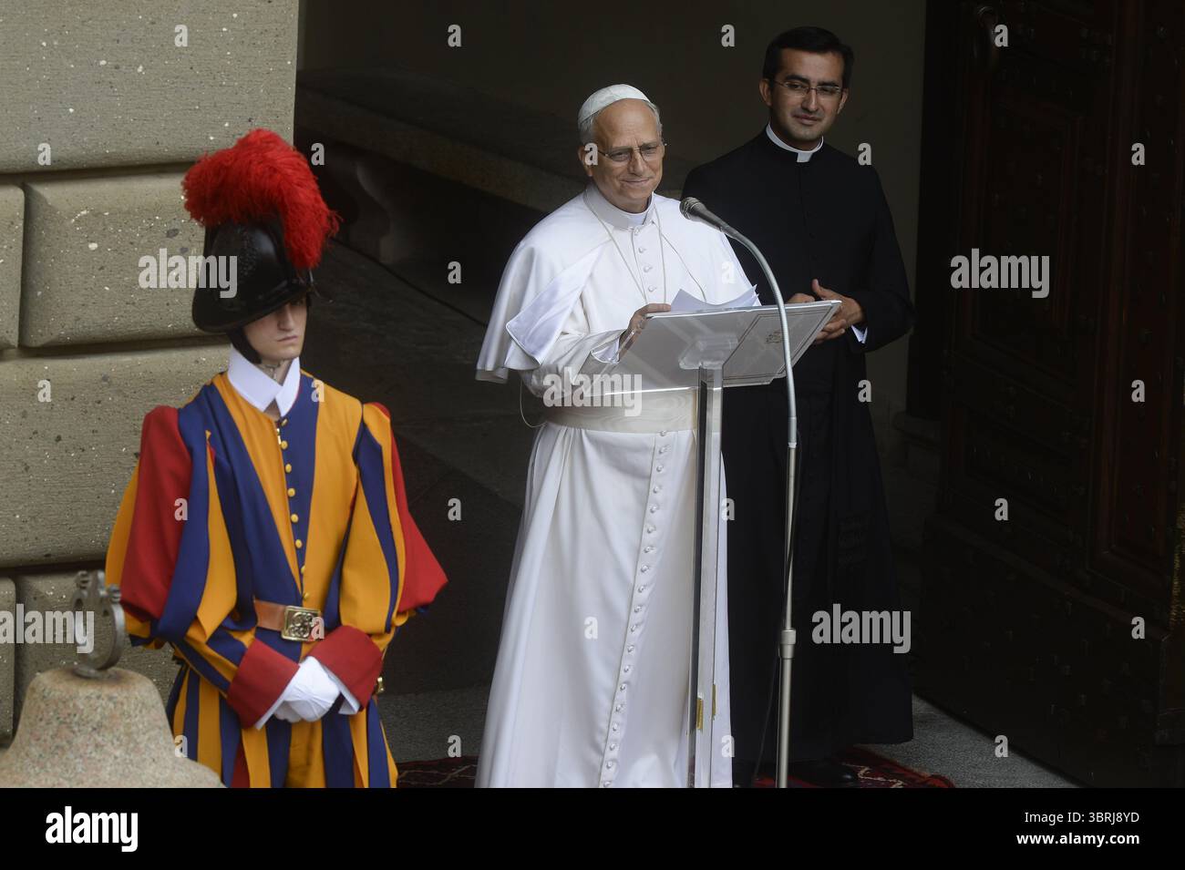 Castel Gandolfo, Rom, 13. Juli 2025: Messe und Angelus von Papst Leo XIV. In seiner Sommerresidenz in Castel Gandolfo. Stockfoto