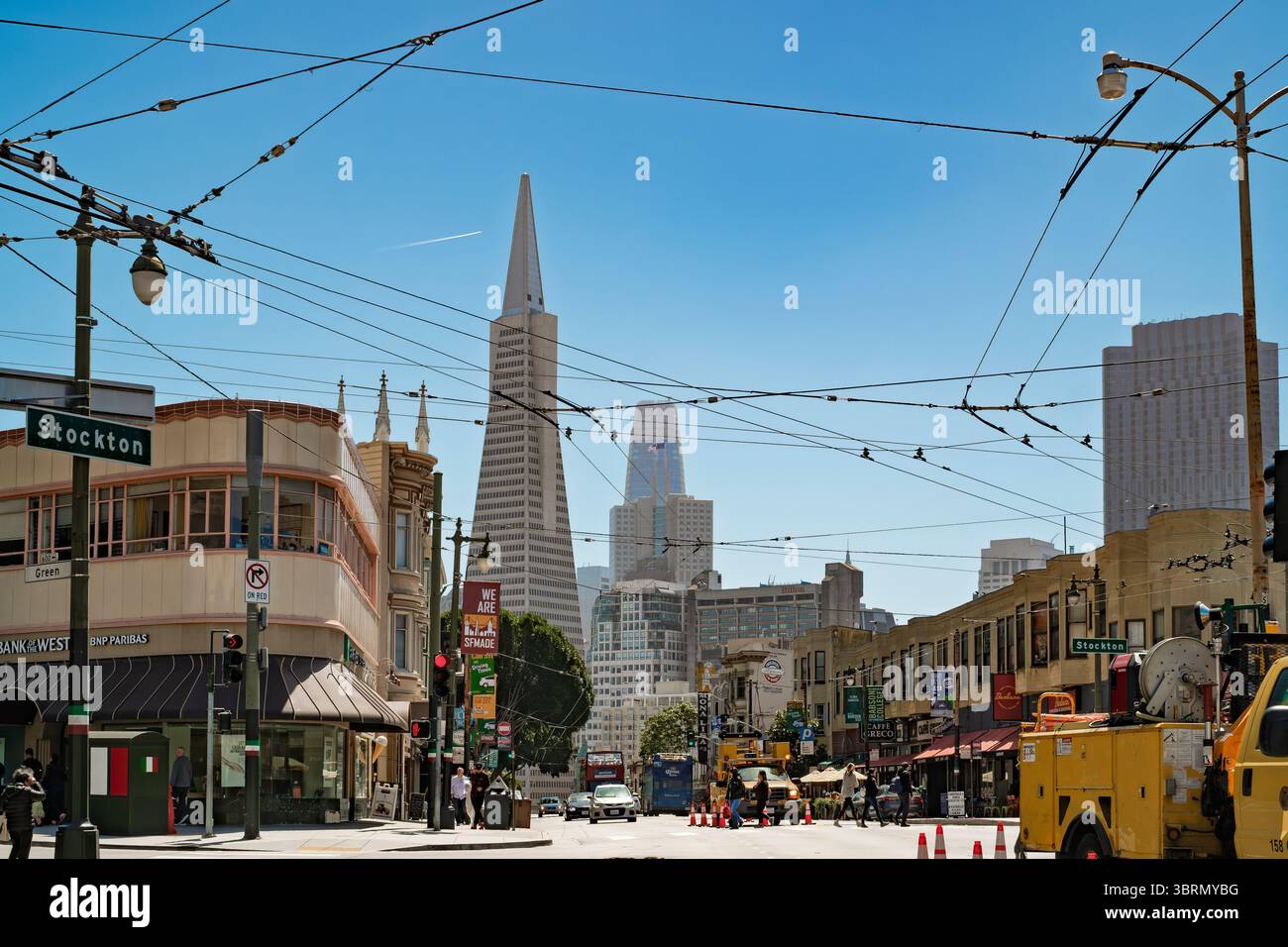 San francisco; Kalifornien, USA. April 2019. San Francisco City Life im North Beach District (Little Italy) an der Kreuzung zwischen Stockton Stree Stockfoto