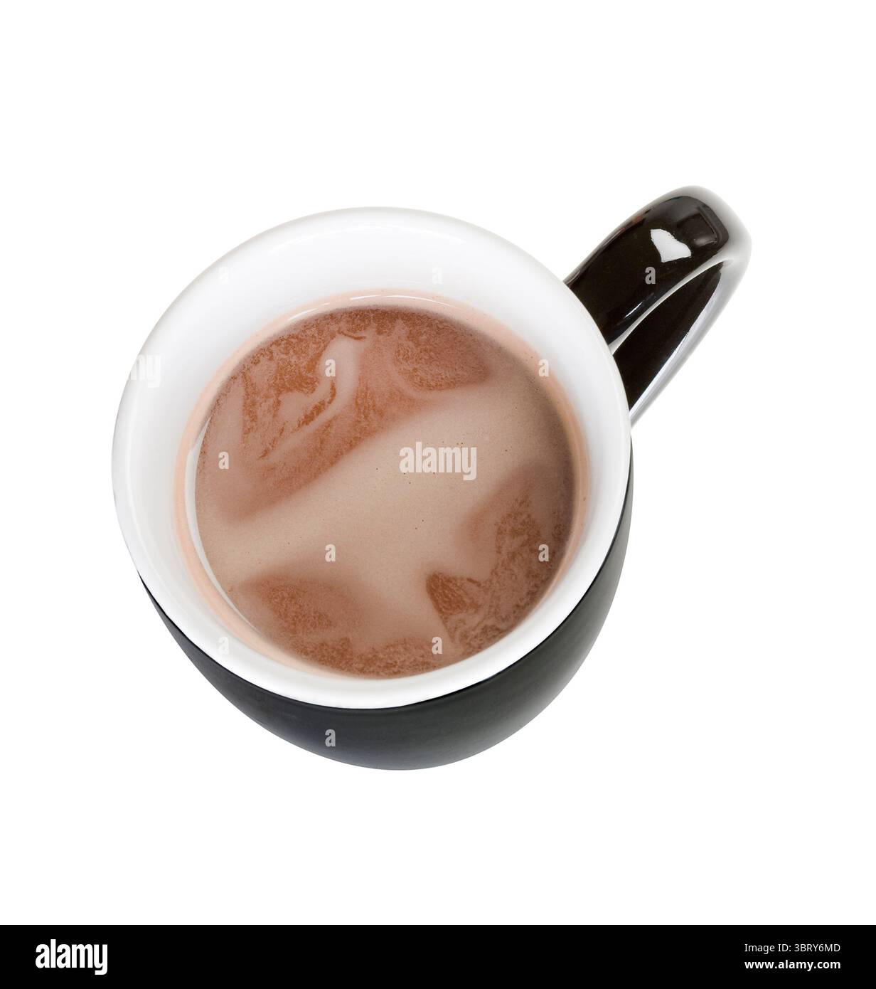 Schwarze Tasse heiße Schokolade isoliert auf weißem Hintergrund Stockfoto