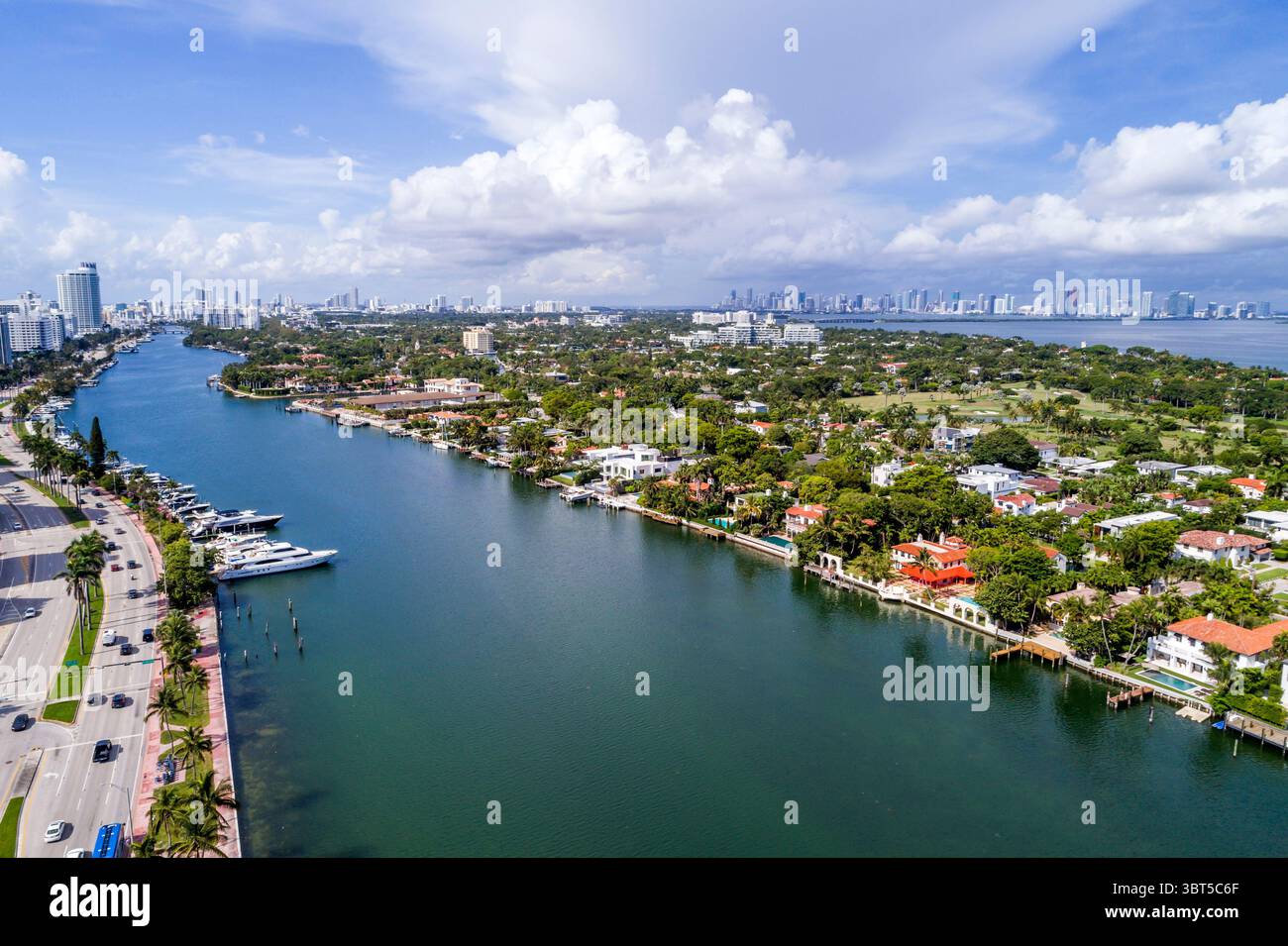 Miami Beach Florida, Luftblick von oben mit Blick nach unten, Indian Creek, Biscayne Bay Wasser, Häuser am Wasser am Wasser, Villen, La Gorce Country Stockfoto