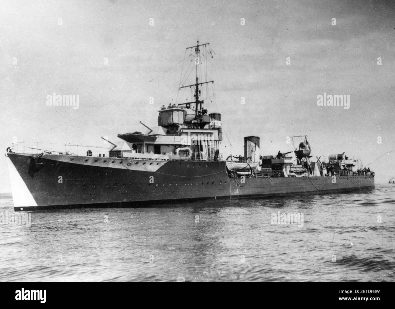 HMS Vanoc, ein Zerstörer der V-Klasse. Die HMS Vanoc wurde 1917 fertiggestellt. Länge 312 Fuß insgesamt, 1090 t, vier 4 Zoll Geschütze, eine 2rpdr, Bommel. 5 21-Zoll-Torpedorohre. Geschwindigkeit: 34 Knoten. Stockfoto