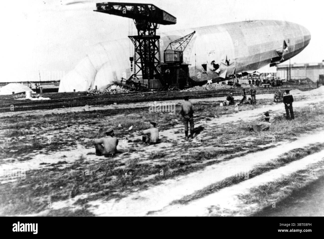 Wrack der L12, gezogen nach Ostende am 10. August 1915 Stockfoto