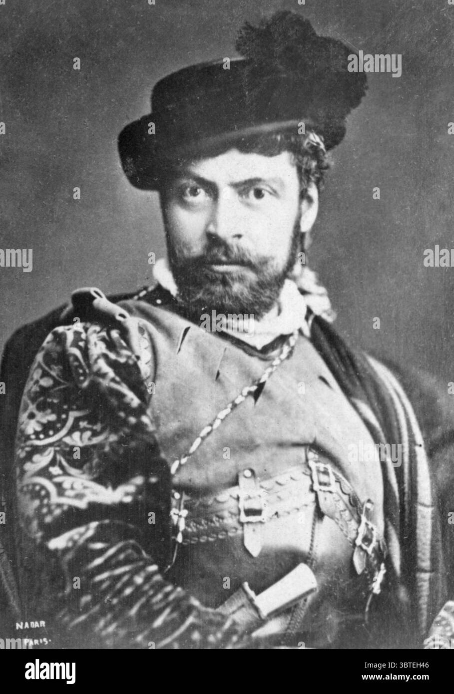 Jean Mounet-Sully (28. Februar 1841–1916), Bruder von Jean Paul Mounet, französischer Schauspieler, wurde in Bergerac geboren. Sein Geburtsname war Jean-Sully Mounet: Mounet-Sully (ohne Jean) war ein Bühnenname. Trat mit 21 Jahren ins Konservatorium ein und gewann den ersten Preis für die Tragödie. 1868 debütierte er am Odéon. Seine Karriere wurde durch den Deutsch-Französischen Krieg unterbrochen und seine Vorliebe für Soldat entschied ihn fast, die Bühne aufzugeben, als ihm 1872 die Gelegenheit geboten wurde, die Rolle des Oreste in Racines Andromaque an der Comédie Francaise zu spielen. Wurde zu einer der wichtigsten Stützen der com Stockfoto