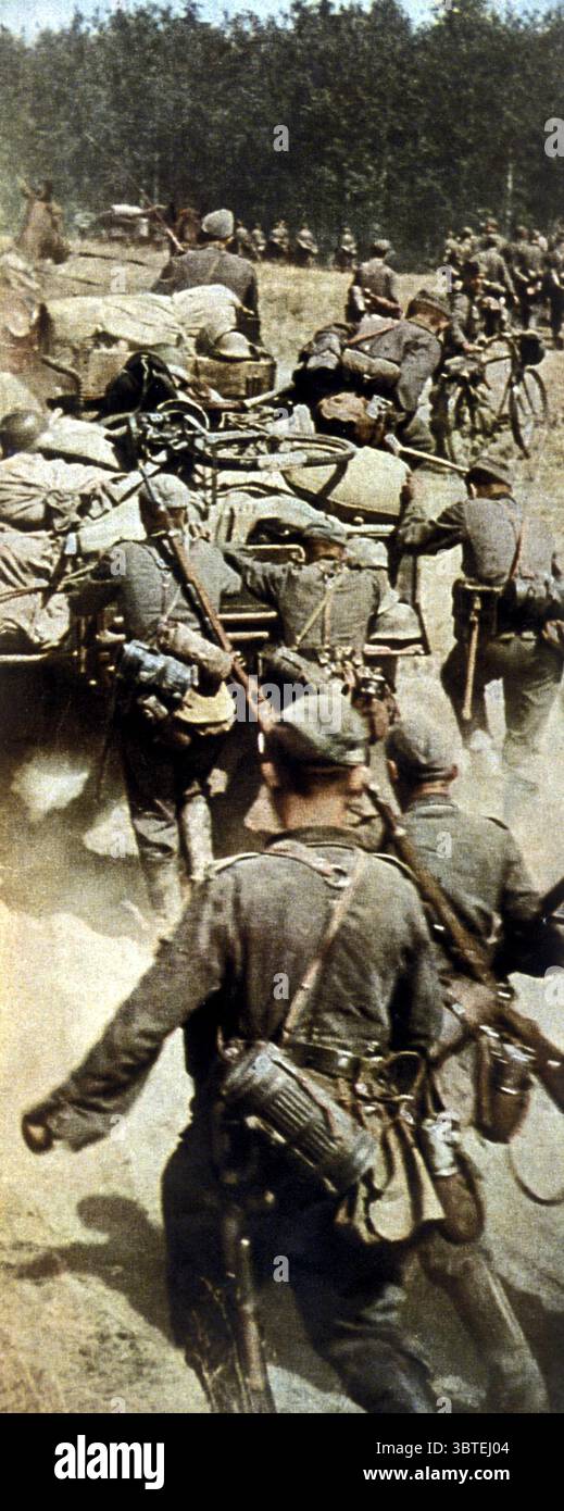 Die Ostfront war das große Theater des Ersten Weltkriegs zwischen Russland, Österreich-Ungarn und Deutschland. Alle drei Länder erwarteten Konflikte in diesem Bereich. Der deutsche Schlieffenplan ging von einer Invasion Russlands aus und die russische Armee hatte einen eigenen Plan 19, der einen Angriff auf Deutschland beinhaltete. Stockfoto