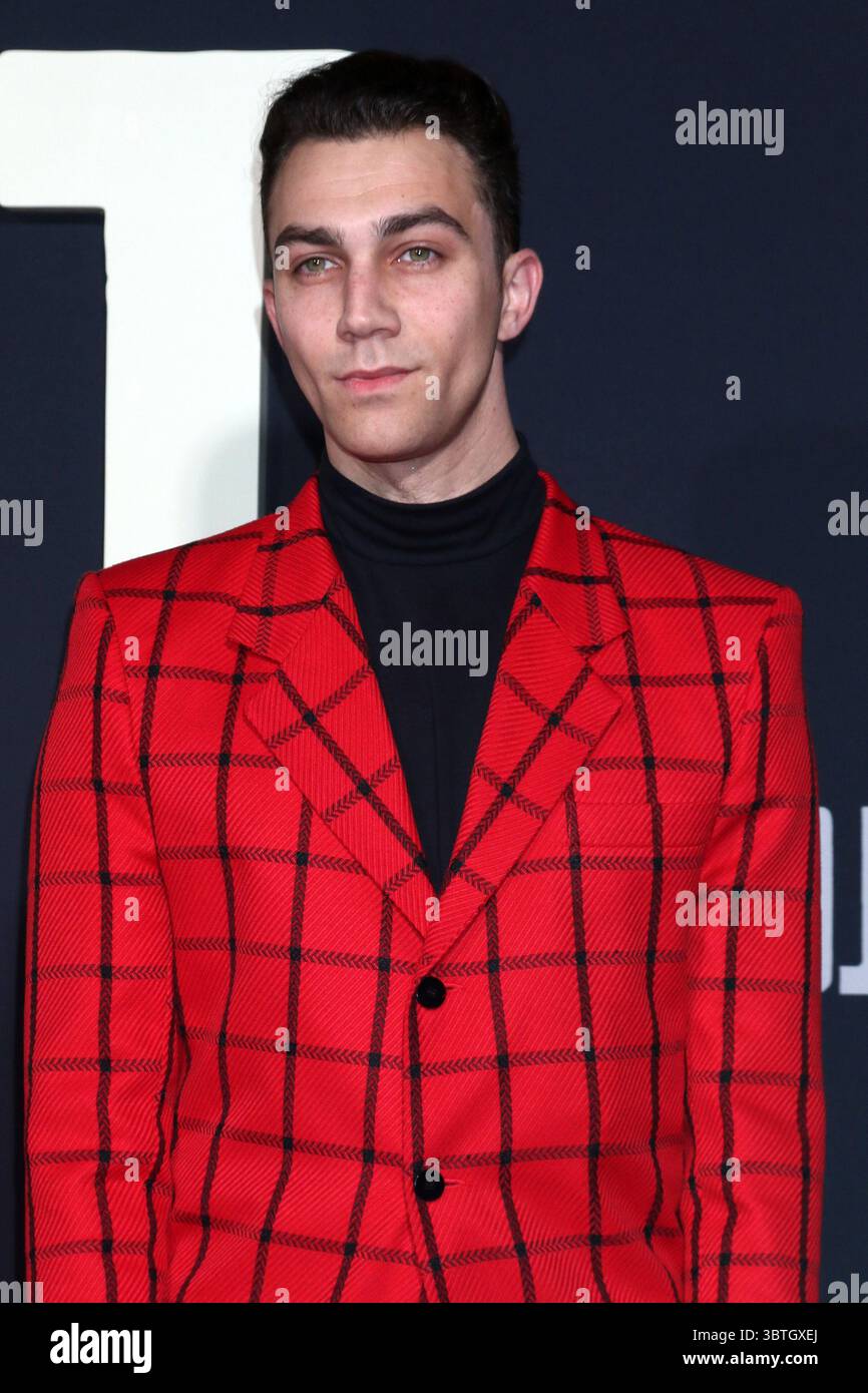 15. Oktober 2019, Los Angeles, CA, USA: LOS ANGELES – 15. Oktober: Luke Brandon Field bei der „ Jojo Rabbit“ Premiere bei der American Legion Post 43 am 15. Oktober 2019 in Los Angeles, CA (Credit Image: © Kathy Hutchins via ZUMA Wire) Stockfoto