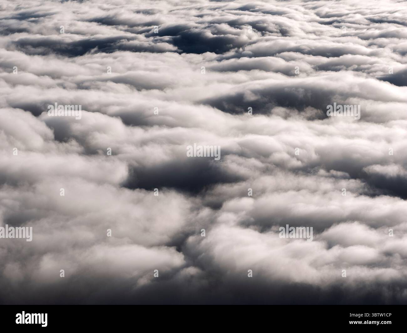 WA26681-00..... WASHINGTON – Talwolken vom Mount Townsend in der Buckhorn Wilderness. Stockfoto