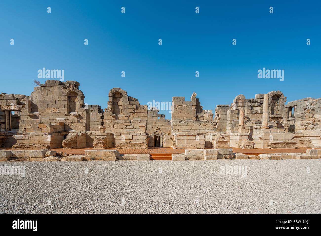 Antike Ruinen von Patara, einer historischen lykischen Küstenstadt im Südwesten der Türkei Stockfoto