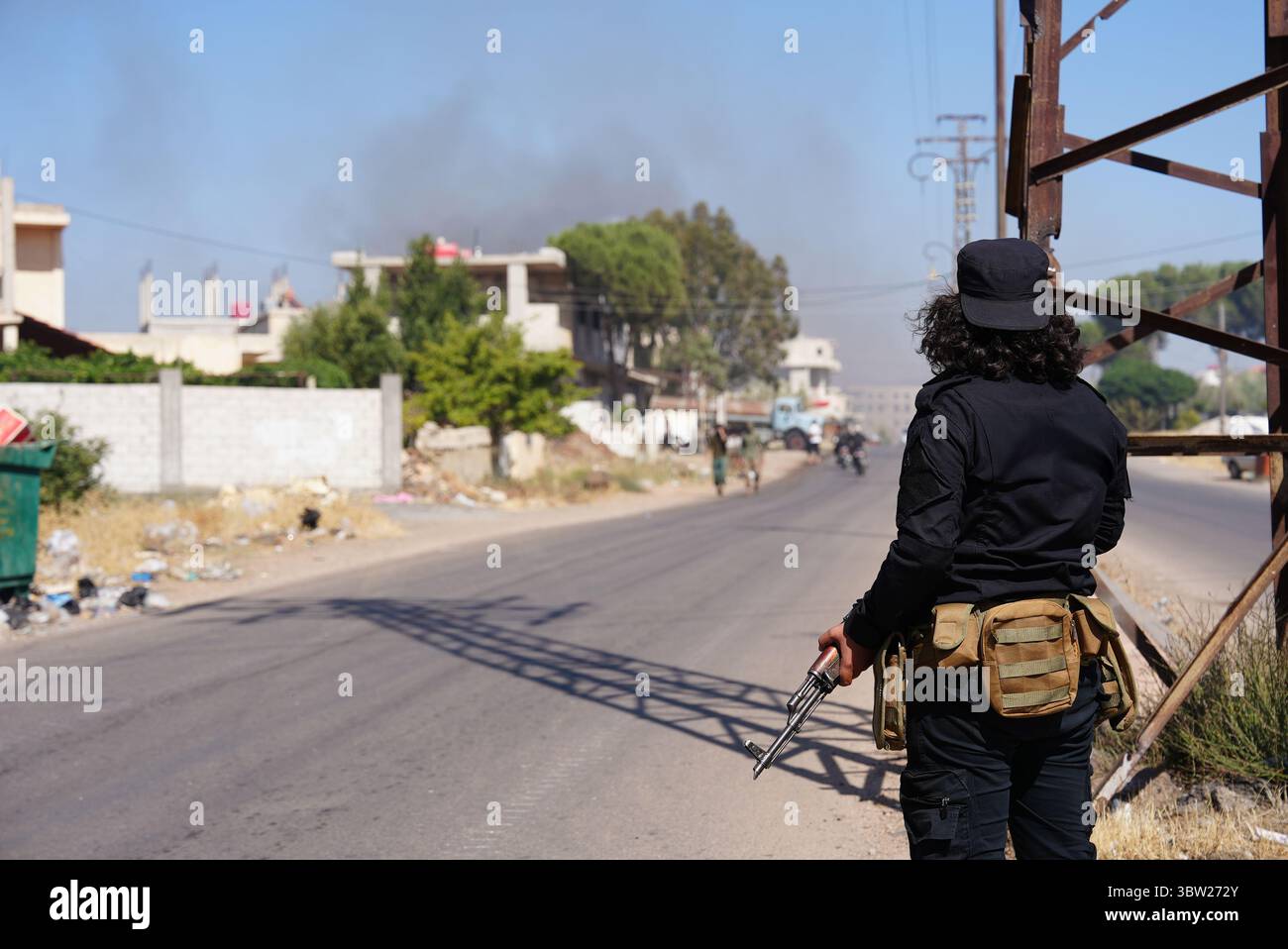 Syrische Sicherheitskräfte stationieren in der Drusenstadt Sweida, um Zivilisten zu schützen Stockfoto