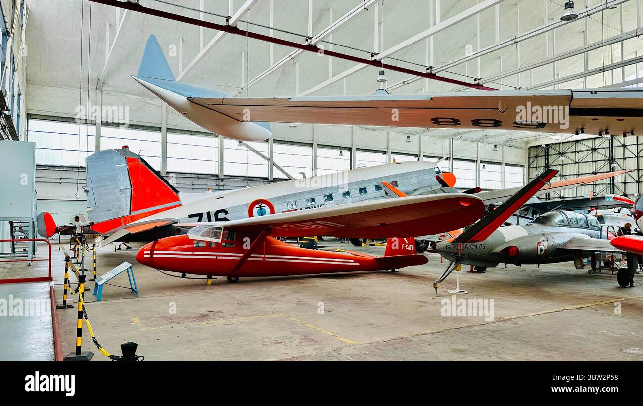 Oldtimer-Flugzeugsammlung – Rochefort Aeronautical Museum, Frankreich Stockfoto